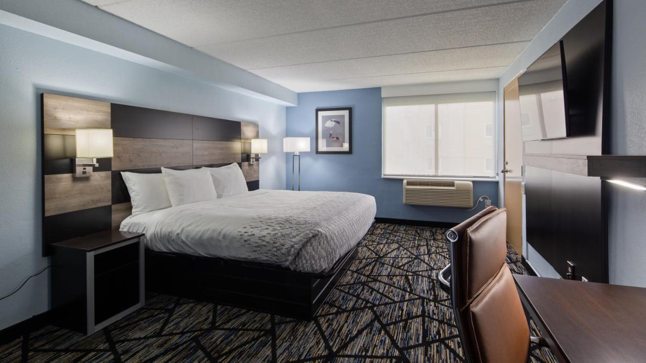 Clarion Pointe Jacksonville Near Camp Lejeune Dış mekan fotoğraf
