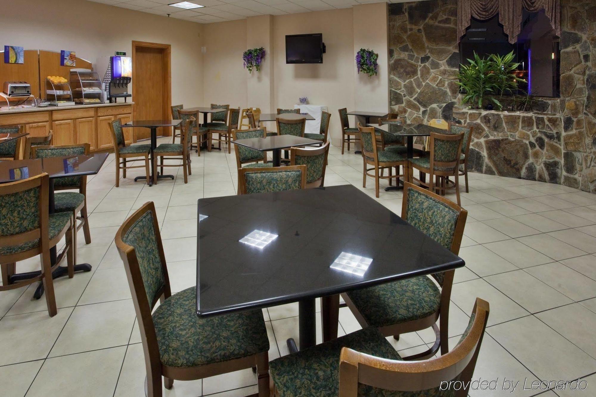 Clarion Pointe Jacksonville Near Camp Lejeune Restoran fotoğraf